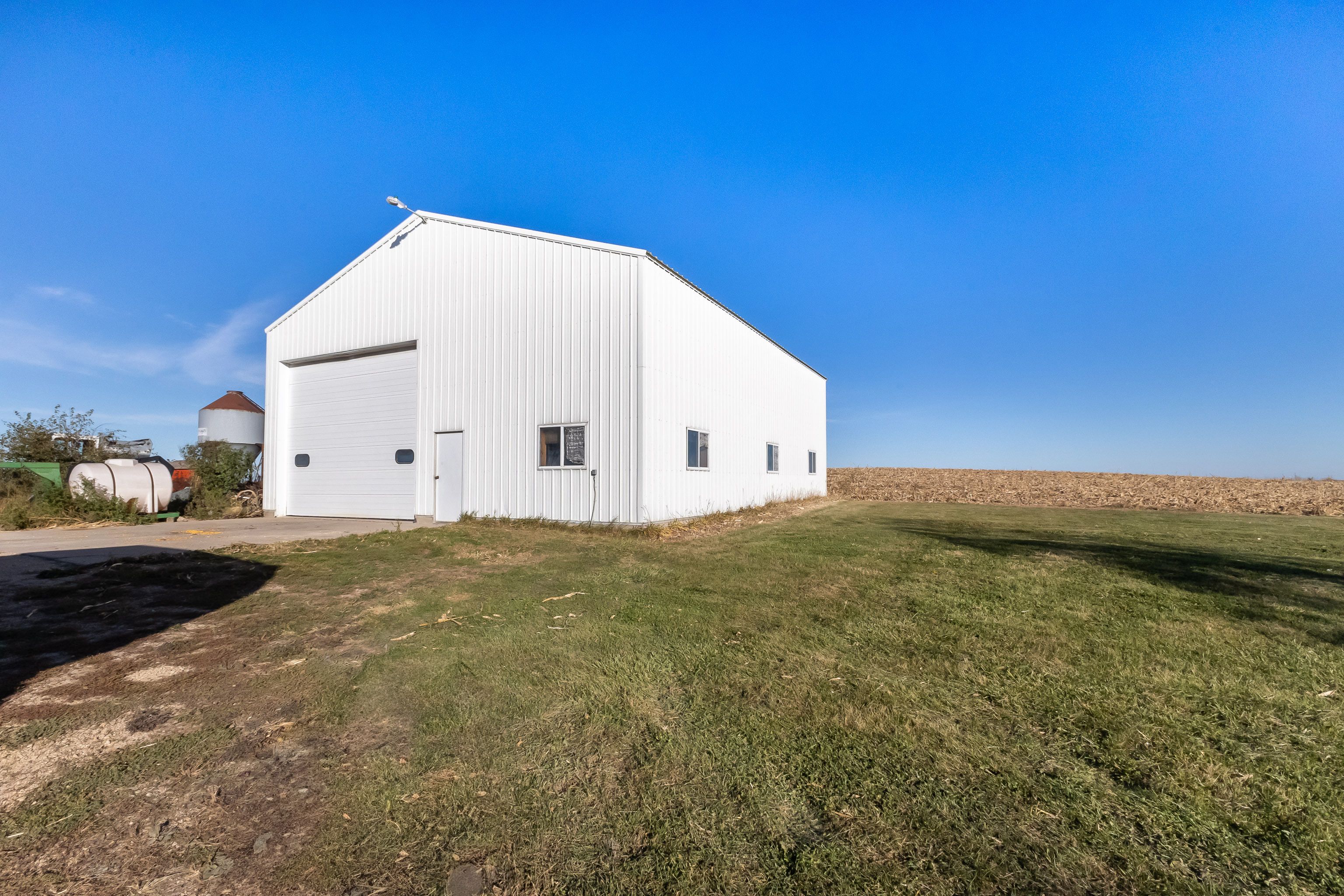 Listing Photo: 36-9162 RICHLAND RD036